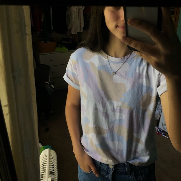 Neutral Camo T-Shirt:) - Picture 2 of 4